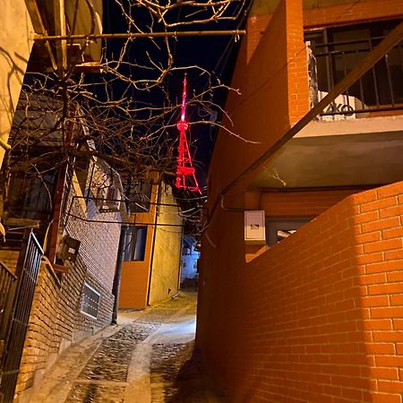 9 Borbalo Street Apartment With Terrace Tbilisi Exteriör bild